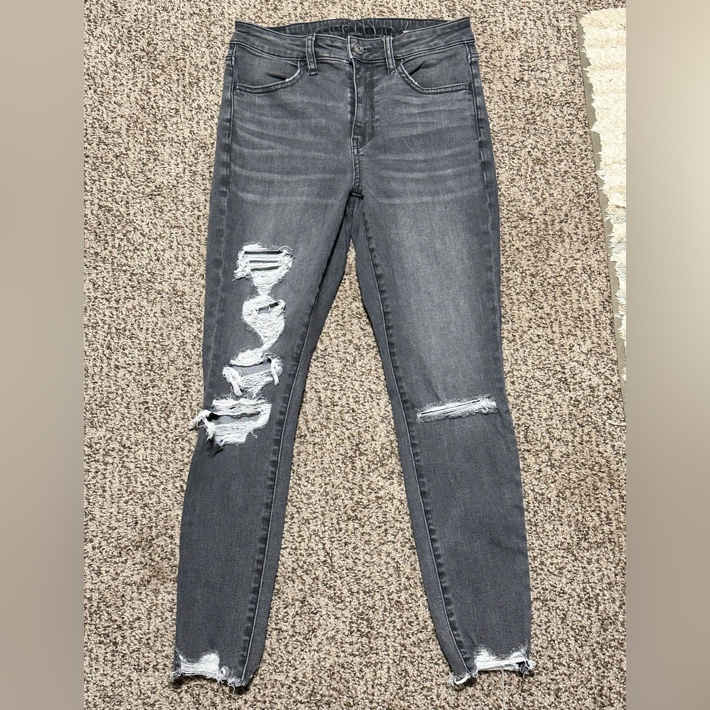 American Eagle Next Level Stretch Gray Size 4 short